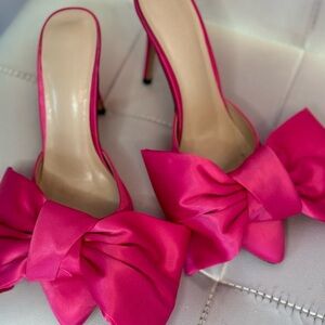Hot Pink Bow Mule Heels Size 39 Size 9 US